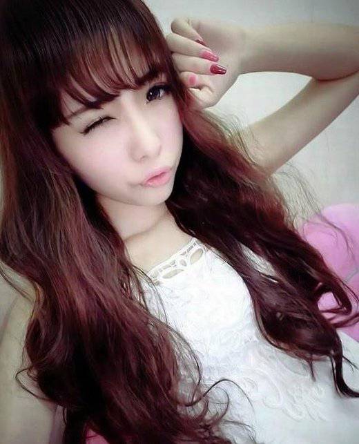 唯美意境可爱女生图片全图