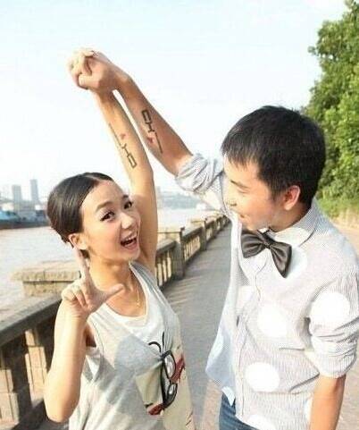 情侣英文唯美手臂纹身图案大全