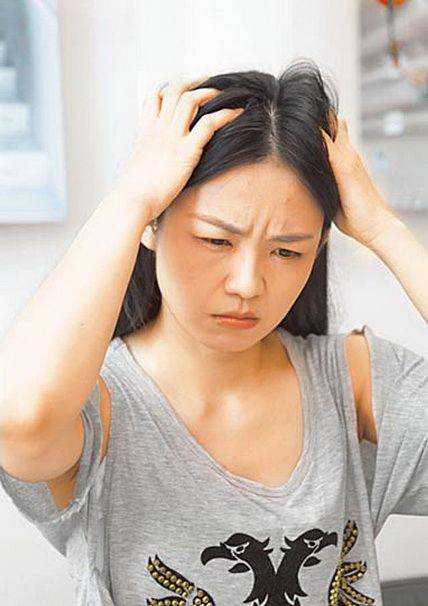 悲伤哭泣fzl忧郁女生图片