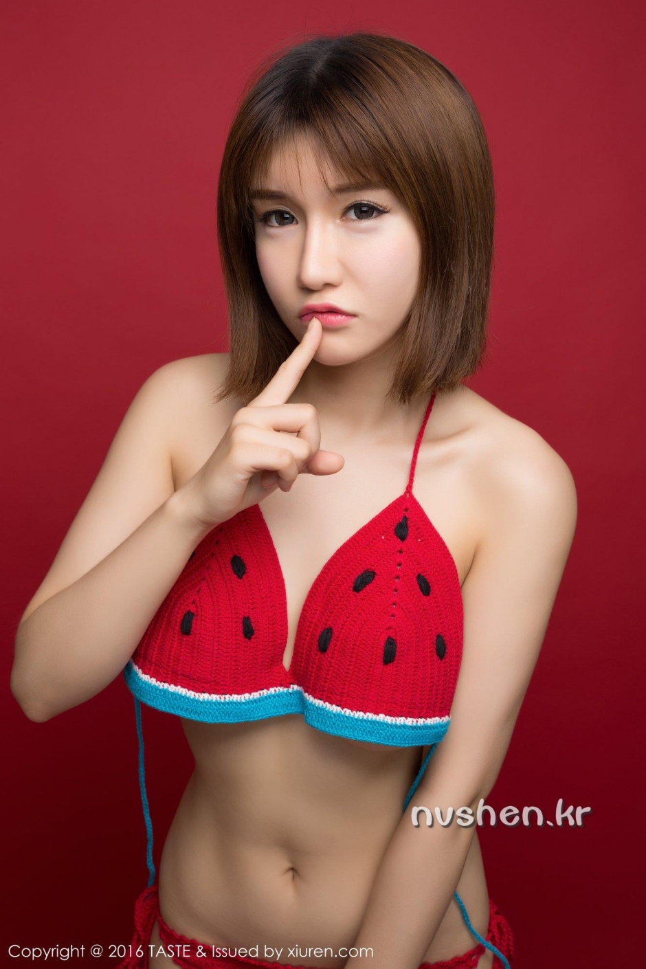 可爱性感美少女傲娇萌萌比基尼图片