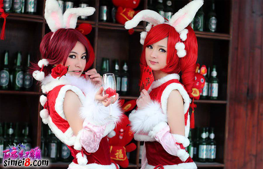 cosplay图片lol兔女郎来拜年了