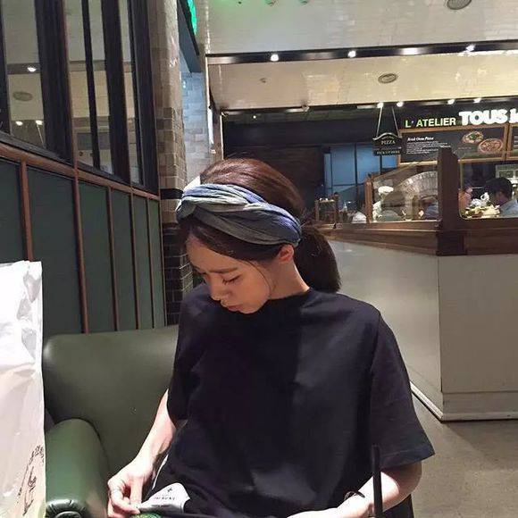 非主流女生图片 他不需要你了