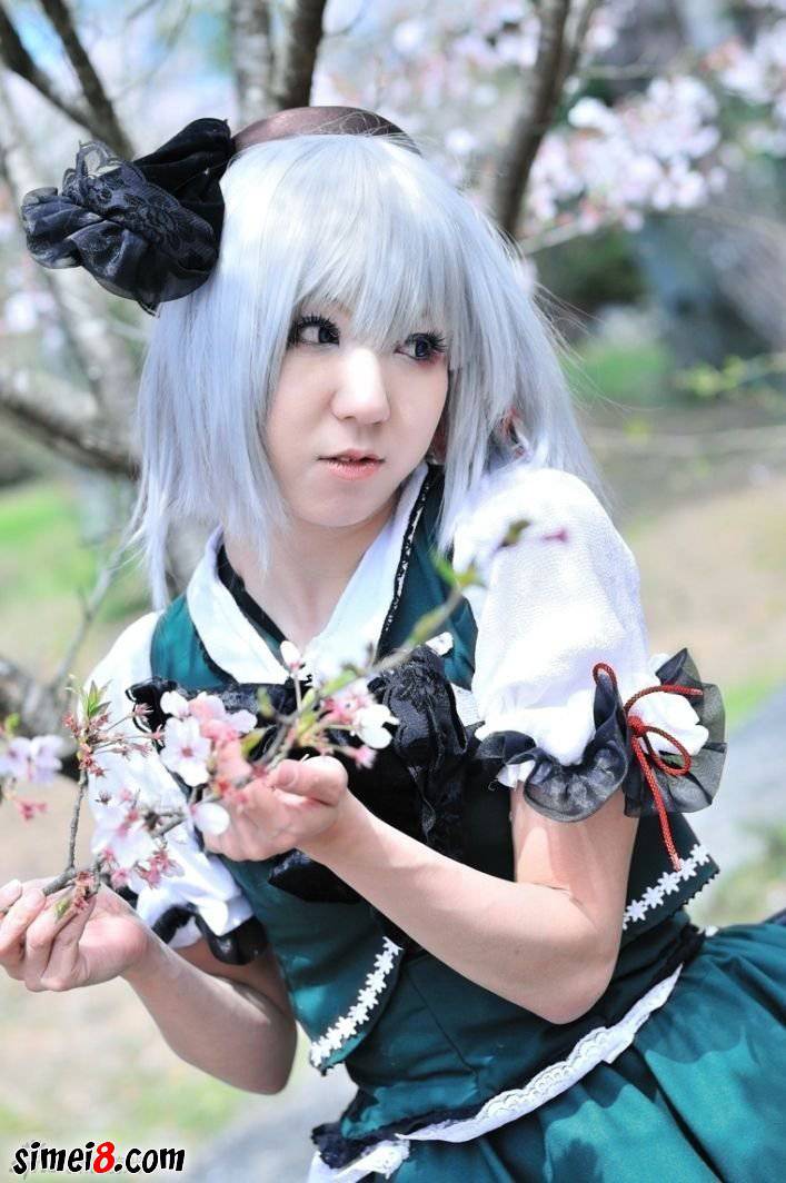 cosplay美女深山修炼迷人图集