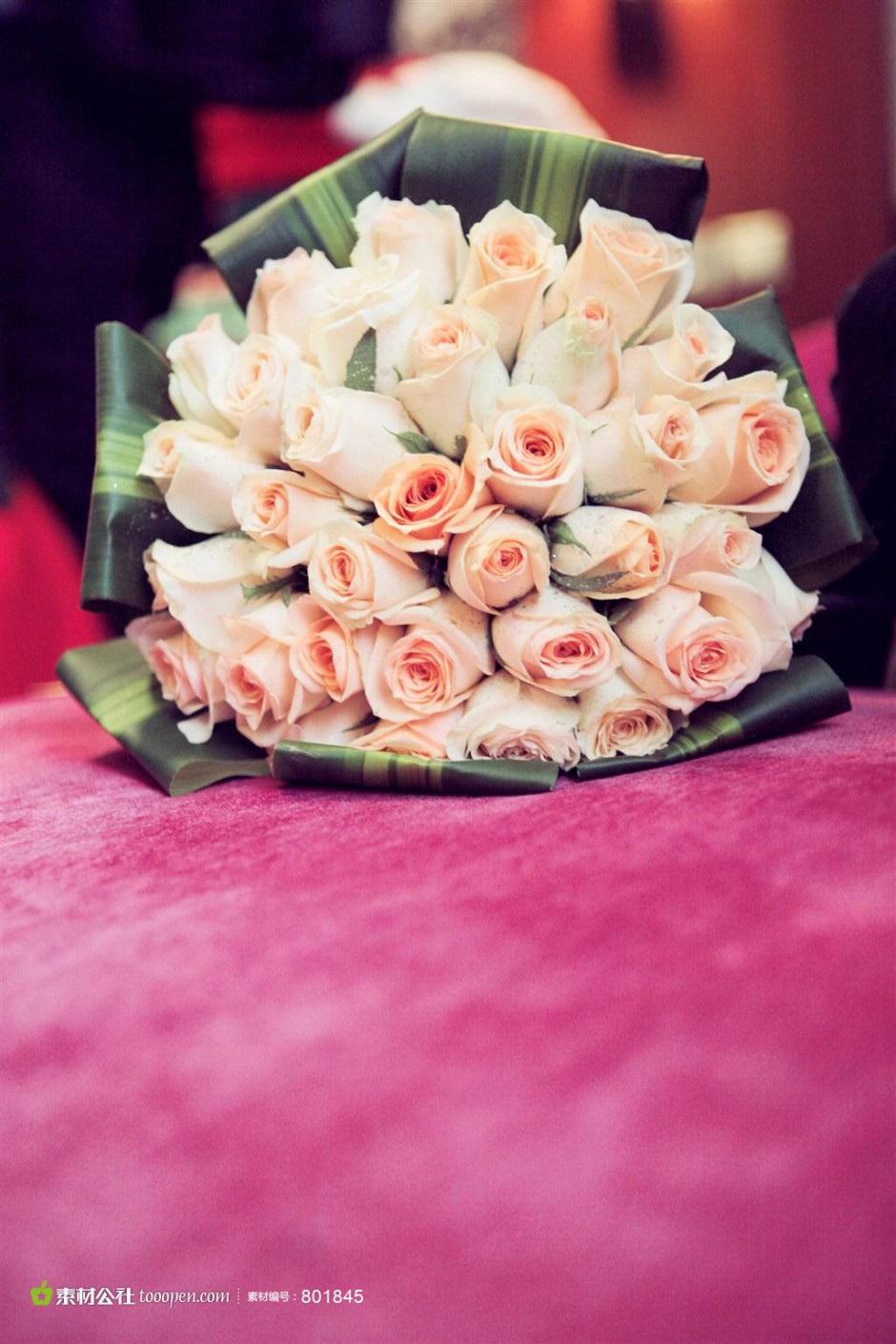 粉色玫瑰花束浪漫婚礼素材