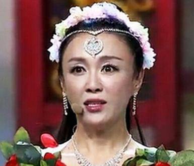 44岁朱茵晒照美翻网友 娱乐圈冻龄女神大盘点(7)