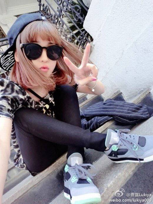 非主流90后美女大图片