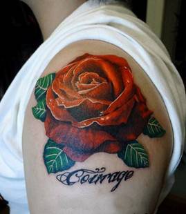 手臂另类纹身玫瑰花图案