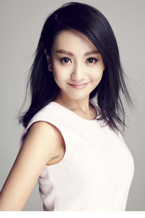 古装第一美女杨蓉连衣裙大秀曼妙身姿