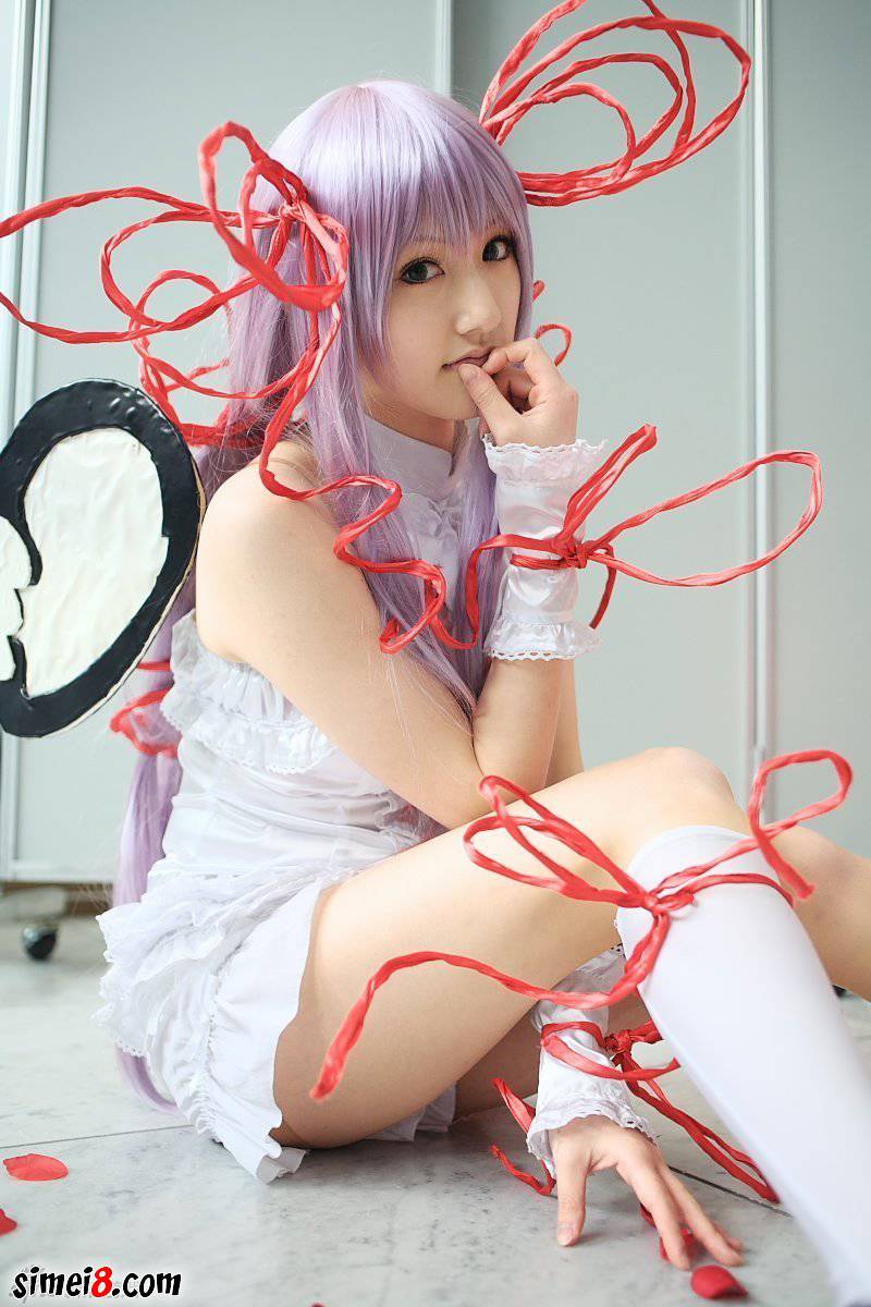 cosplay图片紫色头发的萌妹子一枚