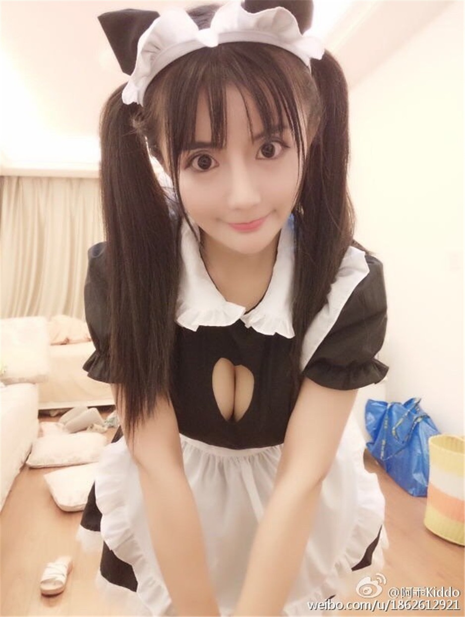 美胸模特阿乖Kiddo性感写真图片