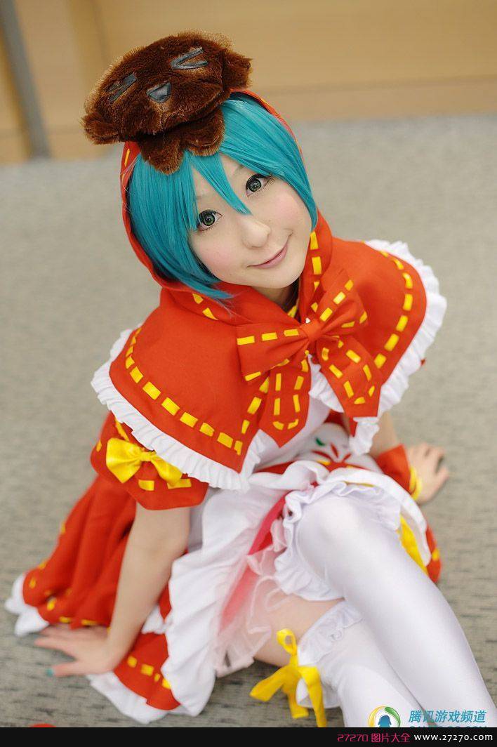 初音未来打扮小红帽COS