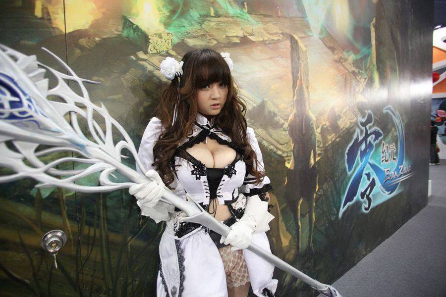 清纯美少女诱人Cosplay高清大图