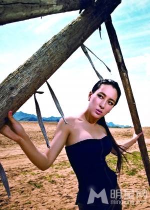女明星马苏笑容甜美迷人写真