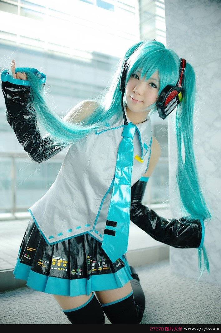 超高可爱萌妹子未来初音COS