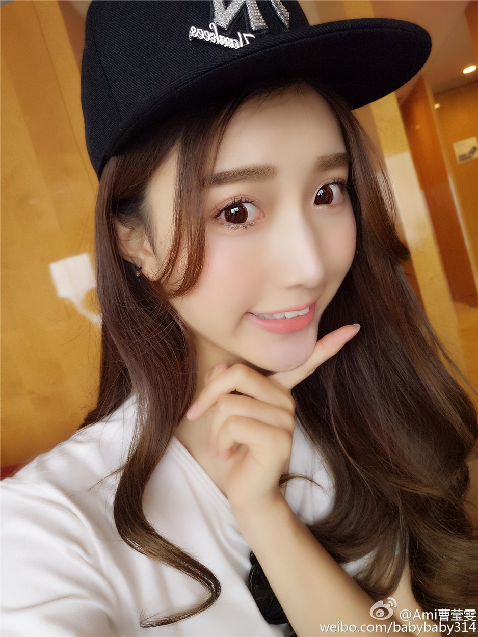 平面模特曹莹雯Ami微博私房美图
