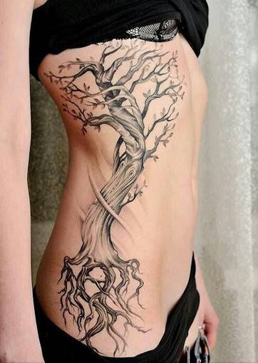 优雅的腰部大树纹身图片