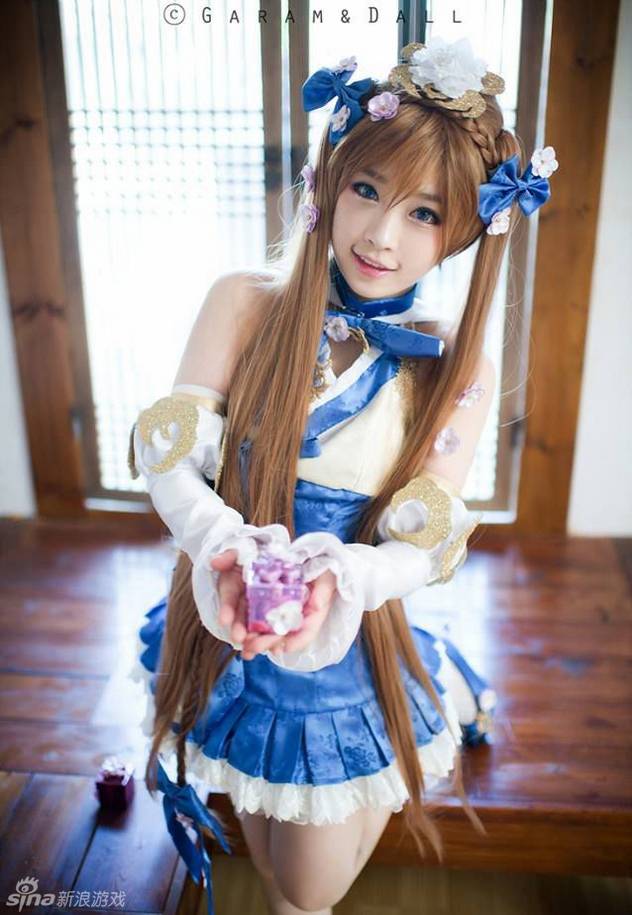 二次元萝莉cosplay美图欣赏