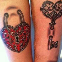 把爱情留在皮肤上情侣纹身图片