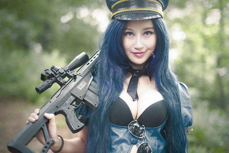 cosplay萝莉美少女警察图片