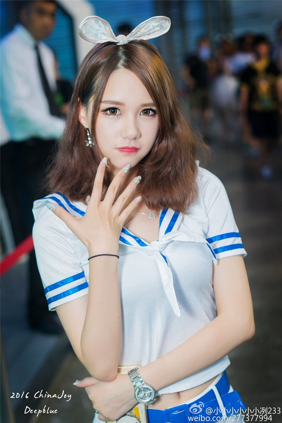 女主播小咧233百变cosplay美图大赏