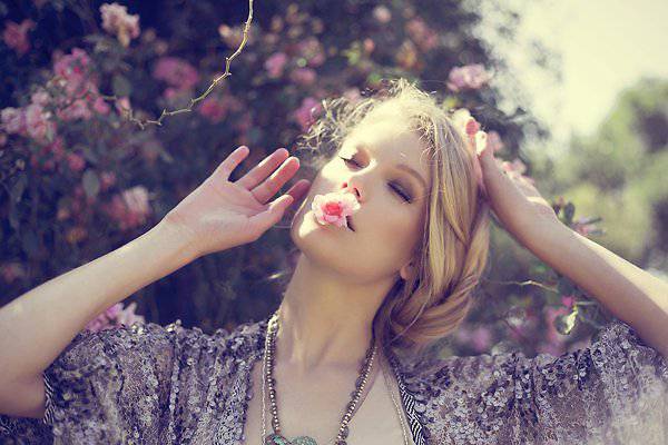 欧美精致女生图片唯美霸气壁纸