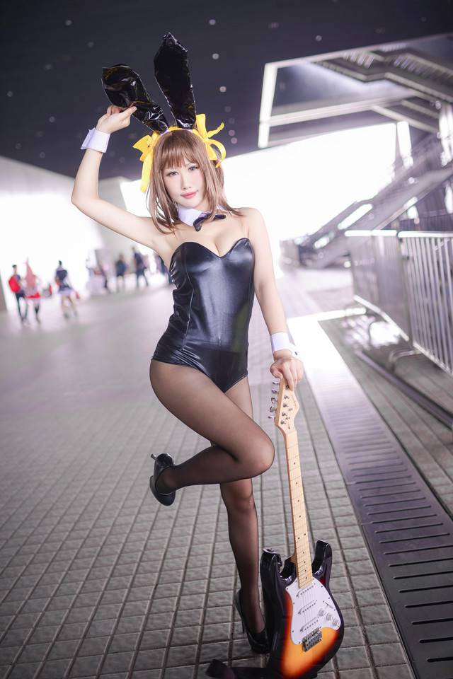 腾讯美女cosplay诱惑图