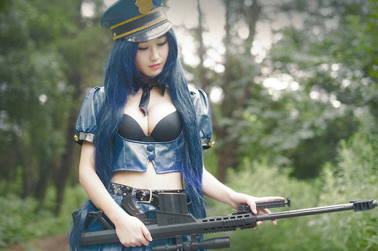 cosplay萝莉美少女警察图片