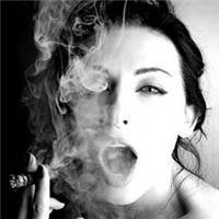 非主流个性美女颓废抽烟头像