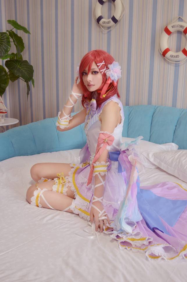 动漫人物西木野真姬cos图片