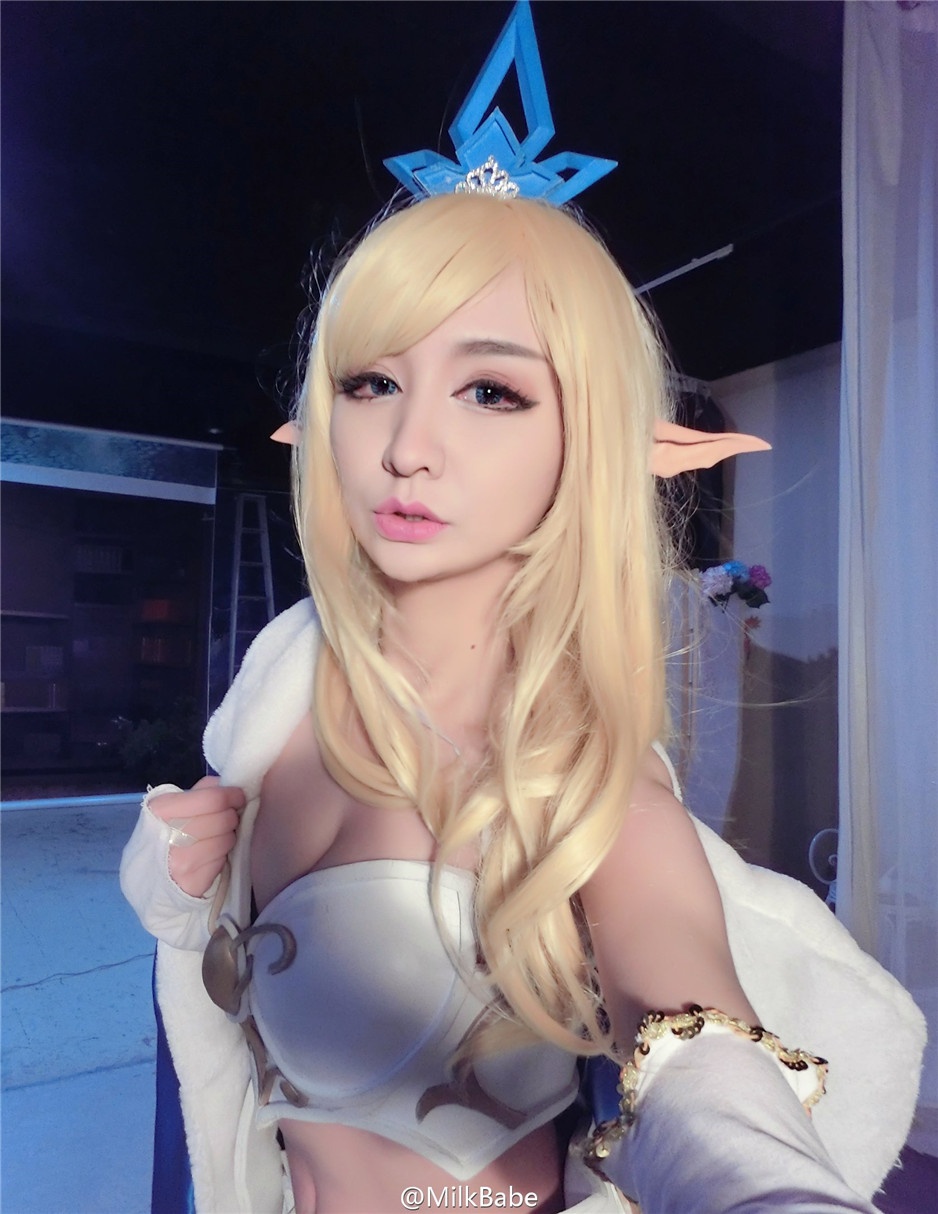 网络美女主播付豪cosplay图片欣赏