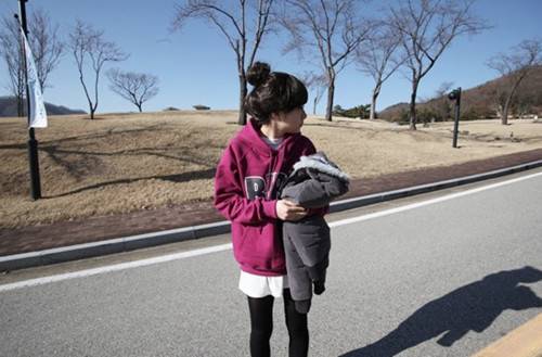 女生恩典超个性写真图片