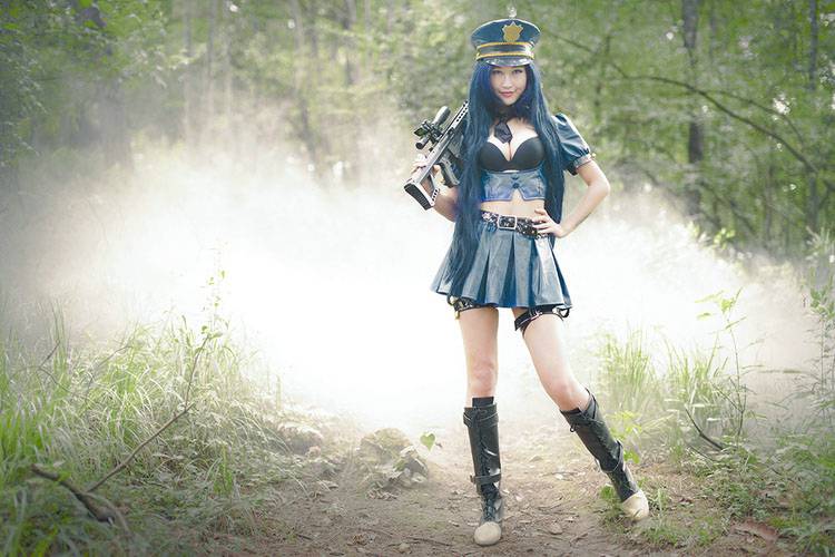 cosplay萝莉美少女警察图片