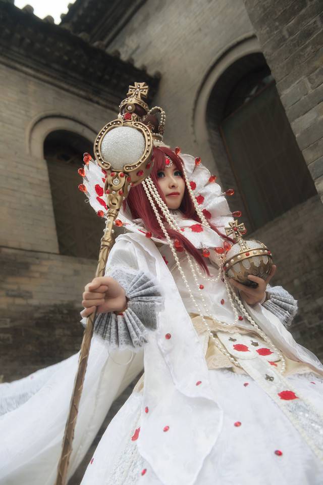 日本美女cosplay冰雪女王图片