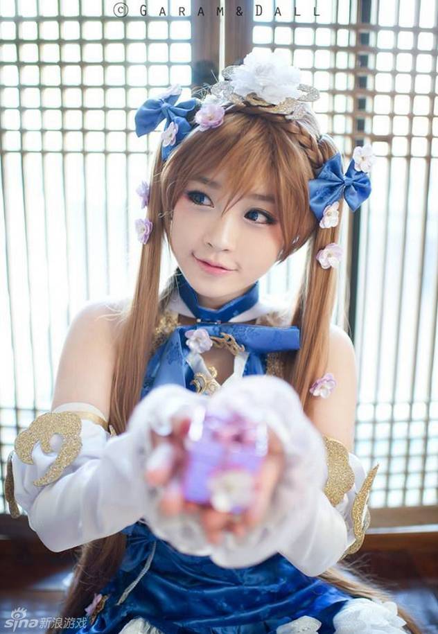 二次元萝莉cosplay美图欣赏