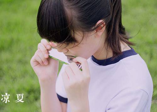 非主流温暖治愈系女生图片