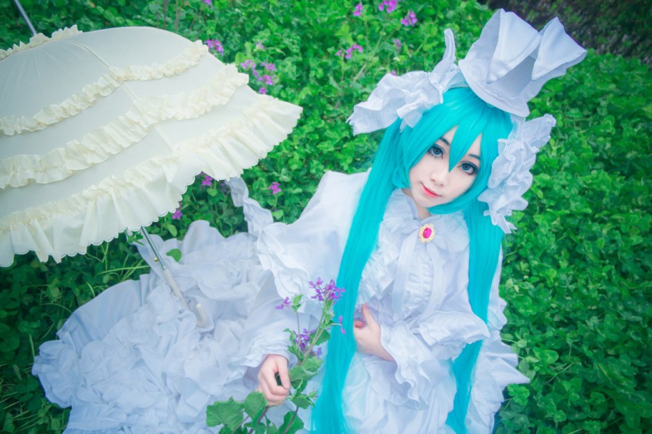 白皙美女甜美cos初音未来写真