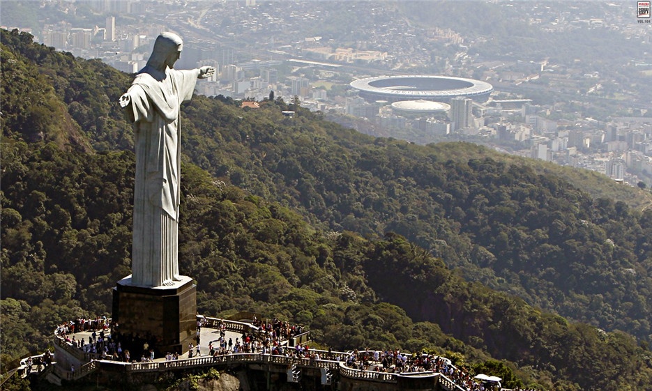 神圣的巴西耶稣山高清图片