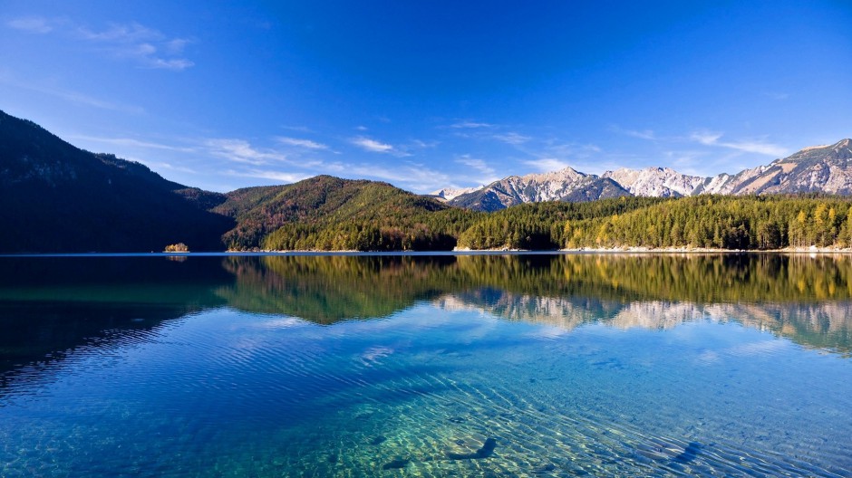 美丽的俄罗斯山脉风景图片