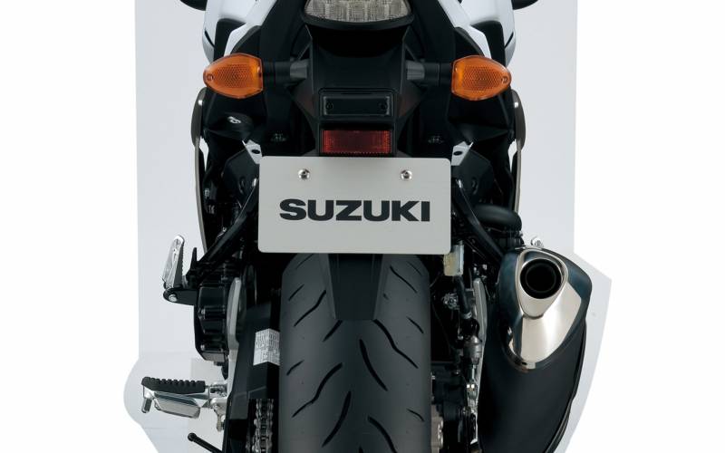 Suzuki11款GSR750高清图片