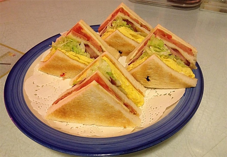 美味可口的自制三明治图片欣赏