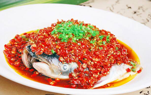美味的湖南剁椒鱼头图片