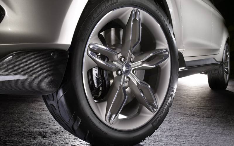 科技感十足的福特Vertrek概念车图片