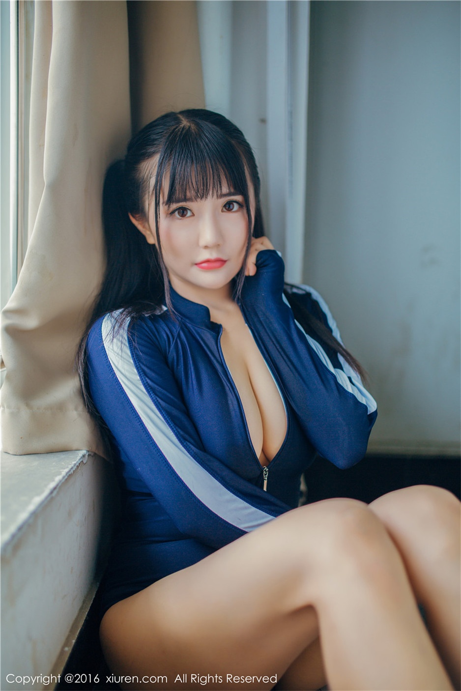 90后美少女校花阿乖Kiddo写真图片