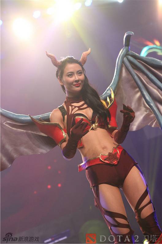 精选Dota2高清cosplay图片集锦