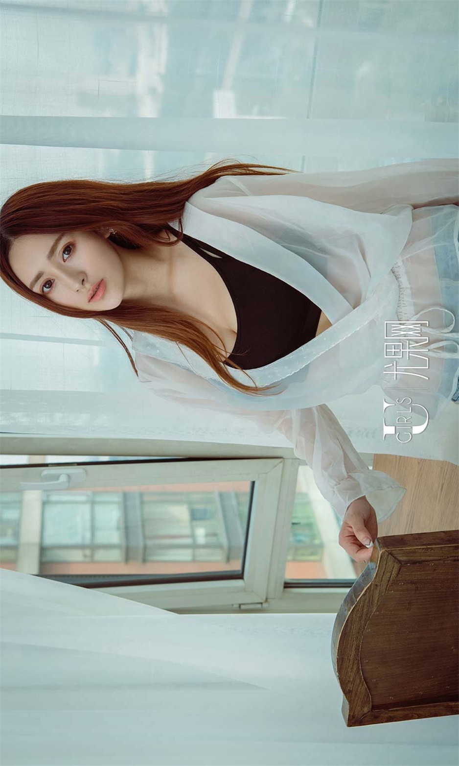 大眼美女花花高清唯美写真图片