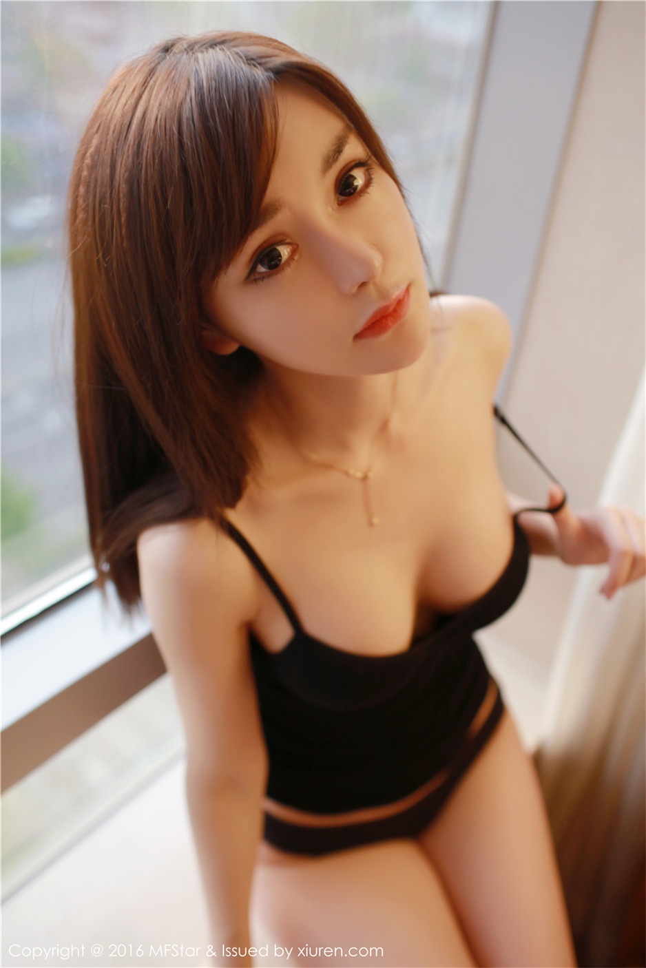 90后清纯美女韩子萱性感写真图片
