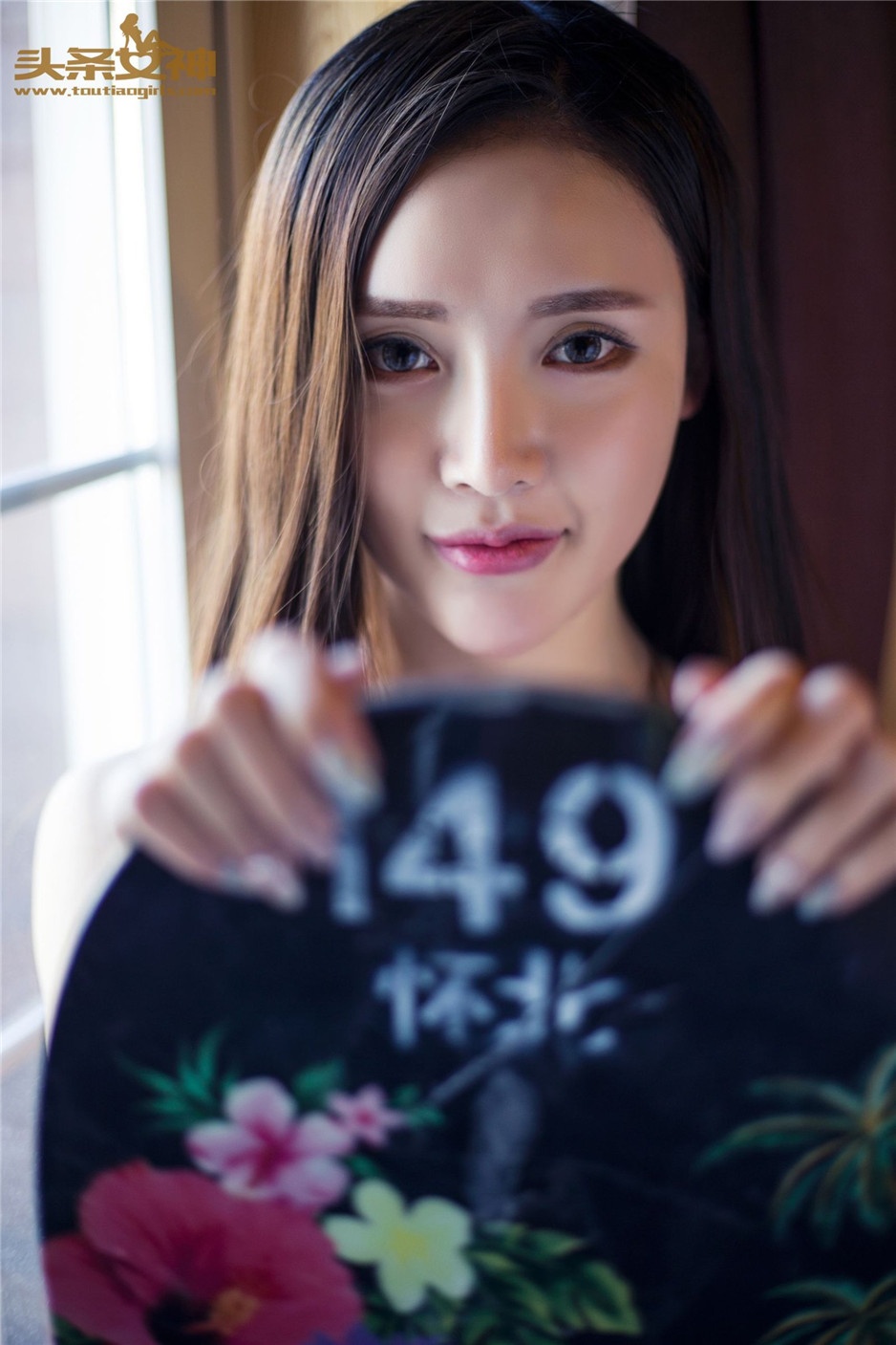 性感内衣模特崔昭妍最新滑板写真