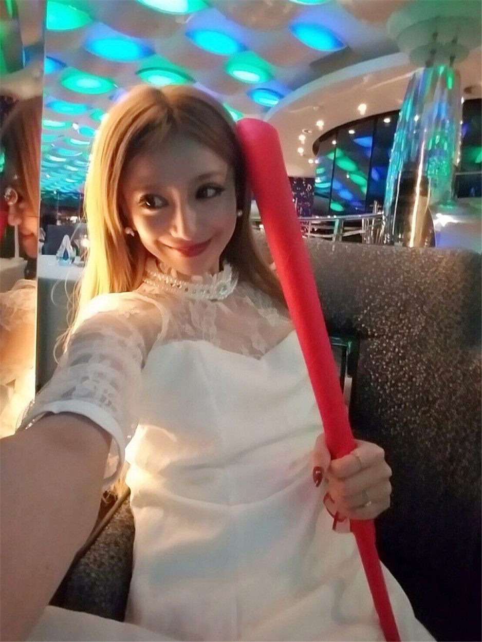 日本模特美女愛沢えみり养眼迷人图片