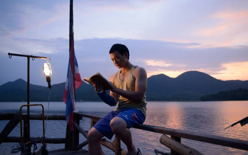 泰国电影《教师日记》浪漫爱情剧照图