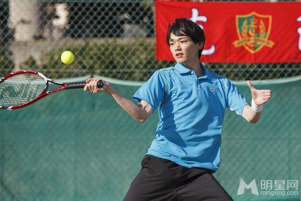 新《一吻定情》主演古川雄辉拍摄花絮